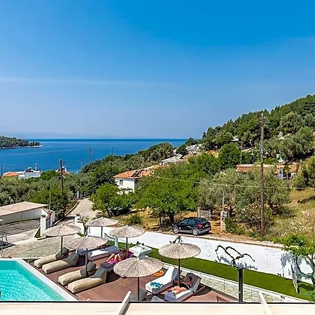 Ξενοδοχείο Panormos 3*